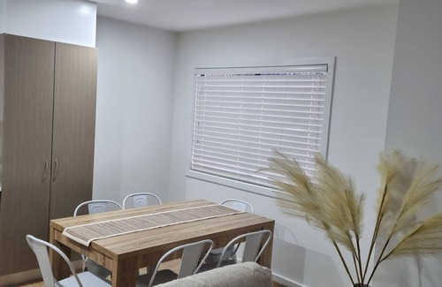 Christies Beach Apartment | Its a beautiful town house near the beach ⛱ and wineries