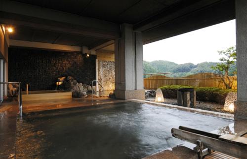 Izu Nagaoka Onsen Hotel | Izu-Nagaoka Hotel Tenbo