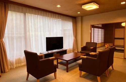 Izu Nagaoka Onsen Hotel | Izu Nagaoka Kinjokan