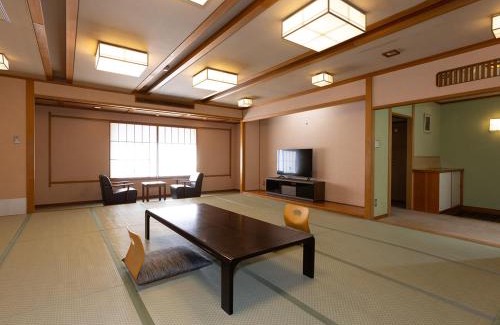 Izu Nagaoka Onsen Hotel | Izu Nagaoka Kinjokan