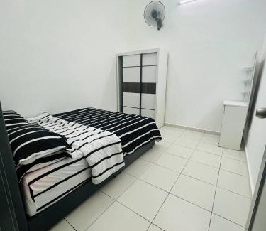 Merlimau Apartment | Izzara Homestay