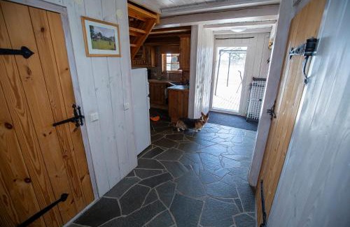 Valgeranna Villa | Jõeveere majutus