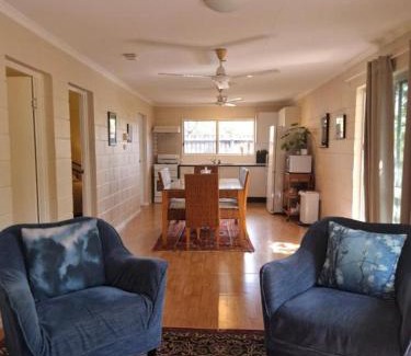 Cooktown House | J & Ella's Holiday House - 2 Bedroom, 3 Beds, 2 Bathroom, 4 or 5 Guests