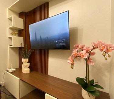 Lucena Apartment | J&M Staycation Spot NEW 2BR Flat near City Center