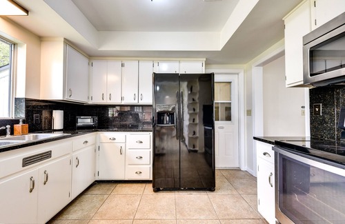 Hollyford House | Jacksonville Vacation Home w/Trout River Access