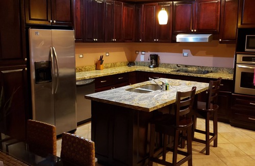 Cerro Plano Condo | Jaco Luxury Poolside Condo, Costa Rica