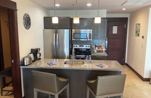 Barrio Los Faroles Condo | Jaco Oceanfront Luxury Condo #1119 in a Luxury Resort