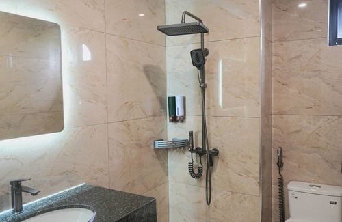 Soc Son Hotel | Jademay Airport Hotel
