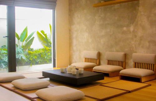 Quang Xuong Apartment | Jades House