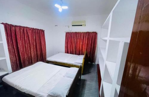 Jaffna House | Jaffna RR Holiday Home -AC
