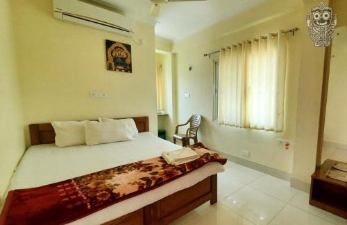 Mayapur House | Jagannath Palace