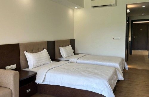 Noorpur Hotel | Jagriti Dham