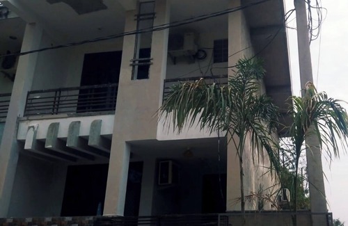 Jagatpura House | Jaipur Mingle - The CoupleStaynHourly And Daily Tariff Available