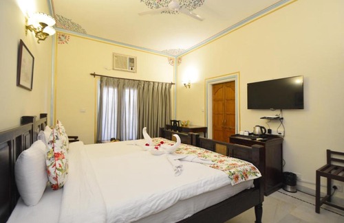 Bani Park Bed & Breakfast | Jaipur Vintage House
