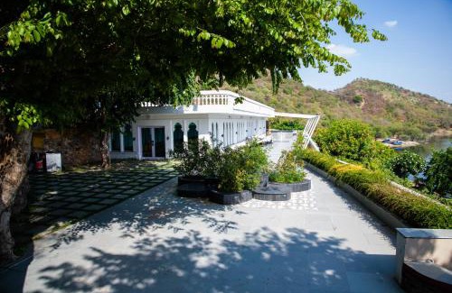 Jaisamand Resort | Jaisamand Island Resort