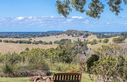 Myocum House | Jali Burugar - serene hinterland retreat with pool