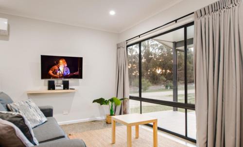 Kingscote Apartment | Jalilla Village