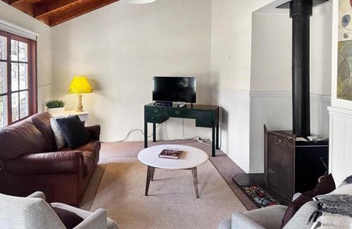 Jamieson House | Jamieson Cottages - All Four