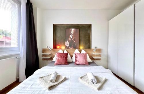 Liboc Apartment | Jana's apartment, free parking
