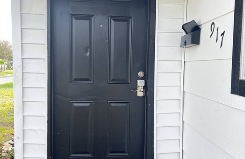 Kingsville House | Janie’s cozy cottage minutes from Texas A&M Kingsville