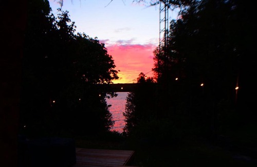 Manitoulin District House | Jannah's Cottages-Brown cottage