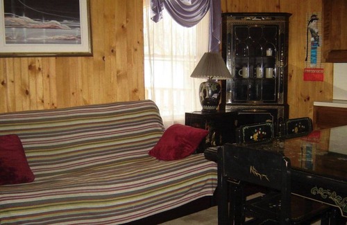 Mongaup Valley House | Japan style Bungalow/shared pool 8 min bethel woods 10m Casino