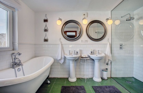 Marbella Bed & Breakfast | Jardines De La Reina Boutique B&B