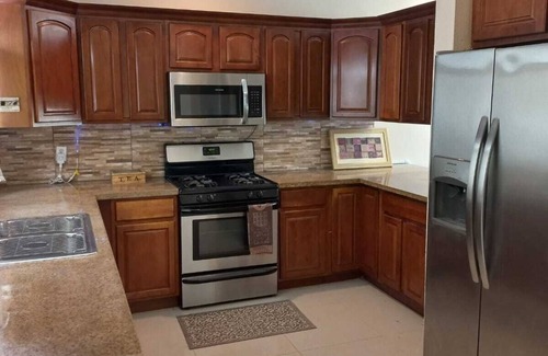 Nassau House | Jas MeRose Place - Townhouse 1