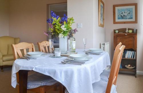 Consett House | Jasmine Cottage
