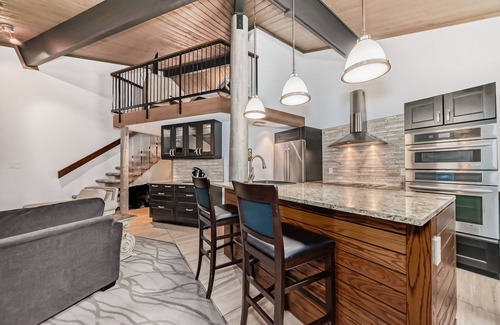 Jasper Hotel | Jasper Inn & Suites by INNhotels