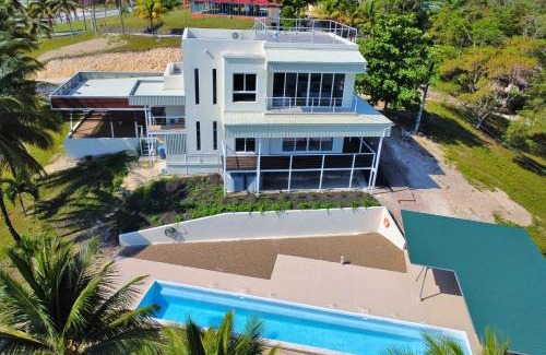 San Ignacio Cabin | Javiellie Luxury Villa
