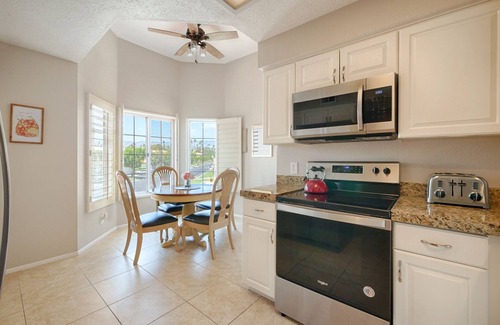 Palm Desert Condo | Jaw Dropping Mountain View Condo