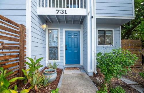 Jacksonville Beach House | Jax Vacations 1/2 Mile to Beach, 2 bedroom townhome pet friendly
