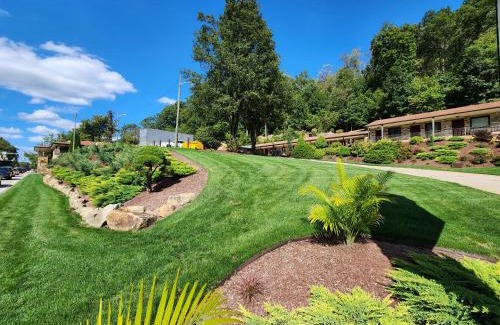 Clairton Hotel | Jefferson Hills Motel