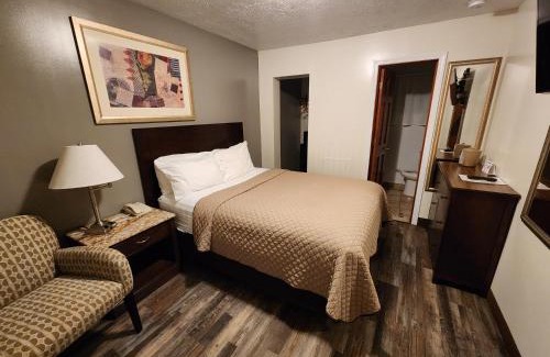 Clairton Hotel | Jefferson Hills Motel