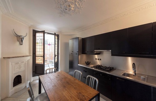 Saint-Merri Apartment | Jehan, 2BR/1BA, 4 people