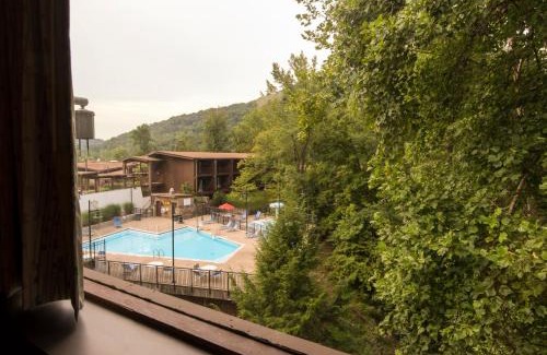 Prestonsburg Resort | Jenny Wiley State Resort Park