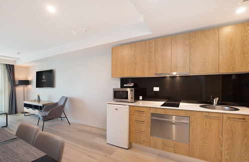 Toowong Hotel | Jephson Hotel & Apartments