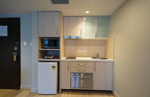Toowong Hotel | Jephson Hotel & Apartments