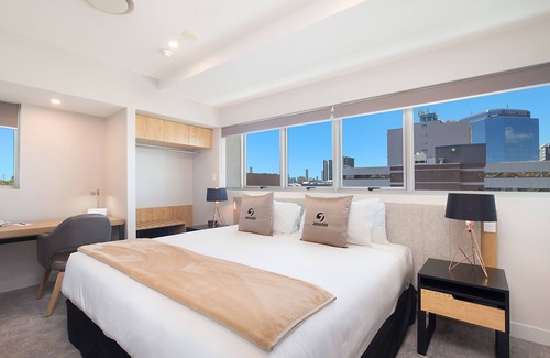 Toowong Hotel | Jephson Hotel & Apartments