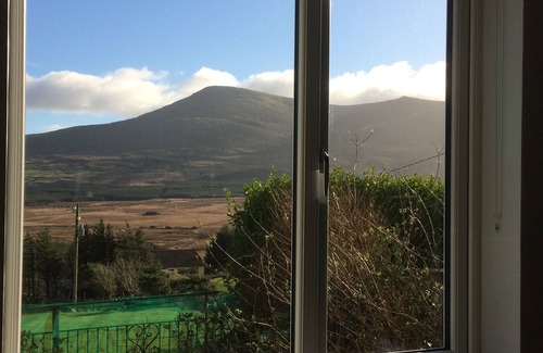 Cloghane House | Jerry’s cottage, Dingle Peninsula Wild Atlantic Way and Páirc Náisiúnta na Mara