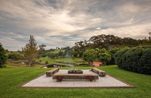 Willow Vale House | Jerrymara- Rural/Coastal Luxurious Country Estate