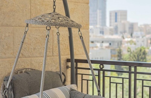 Jerusalem Apartment | Jerusalem Estates large 5 Bdrm W/Balcony