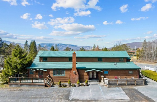 Tannersville Ski Chalet | Jessie's Harvest House