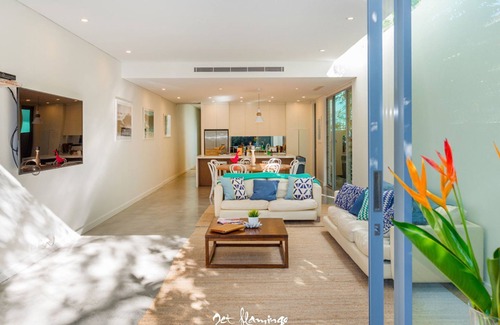 Bondi Beach Villa | Jet Flamingo: Luxe Bondi Villa