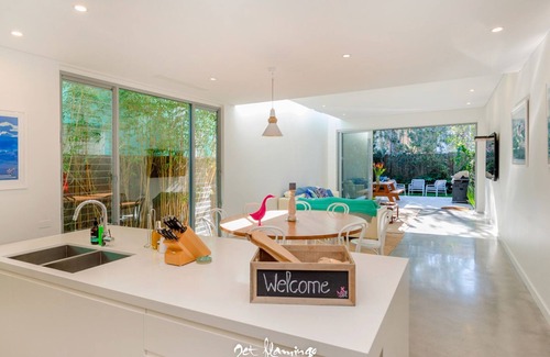 Bondi Beach Villa | Jet Flamingo: Luxe Bondi Villa