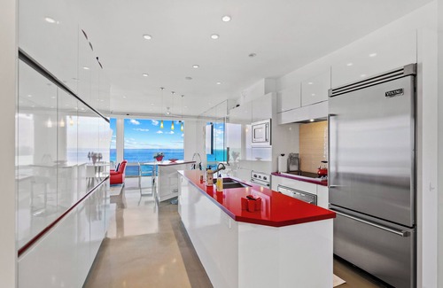 Beach Barber Tract Condo | Jewel of La Jolla - Oceanfront