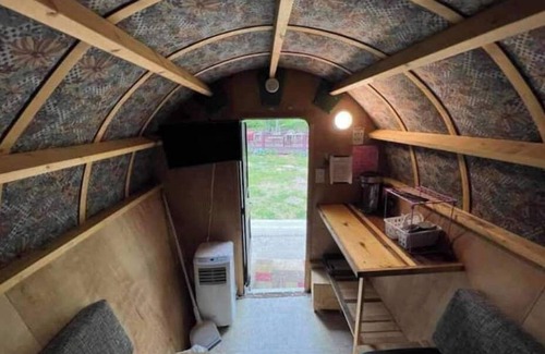 Williamsburg House | Jewel’s Covered Wagon