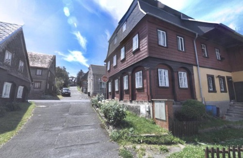 Jiretin pod Jedlovou Apartment | Jiřetínská chaloupka - Large apartment with garden view and street