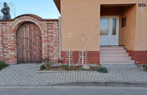 Vracov Apartment | Jiřinka